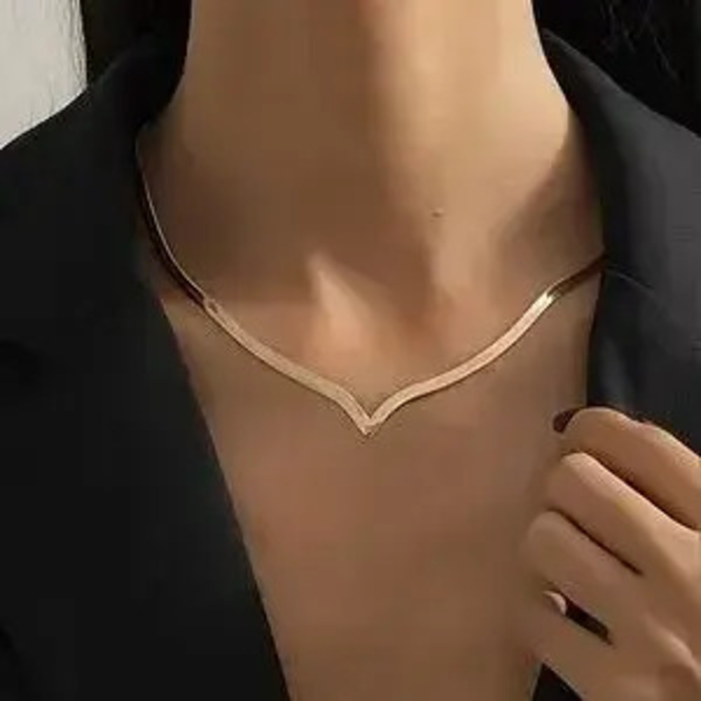 V Shaped Herringbone Flat Choker Necklace
